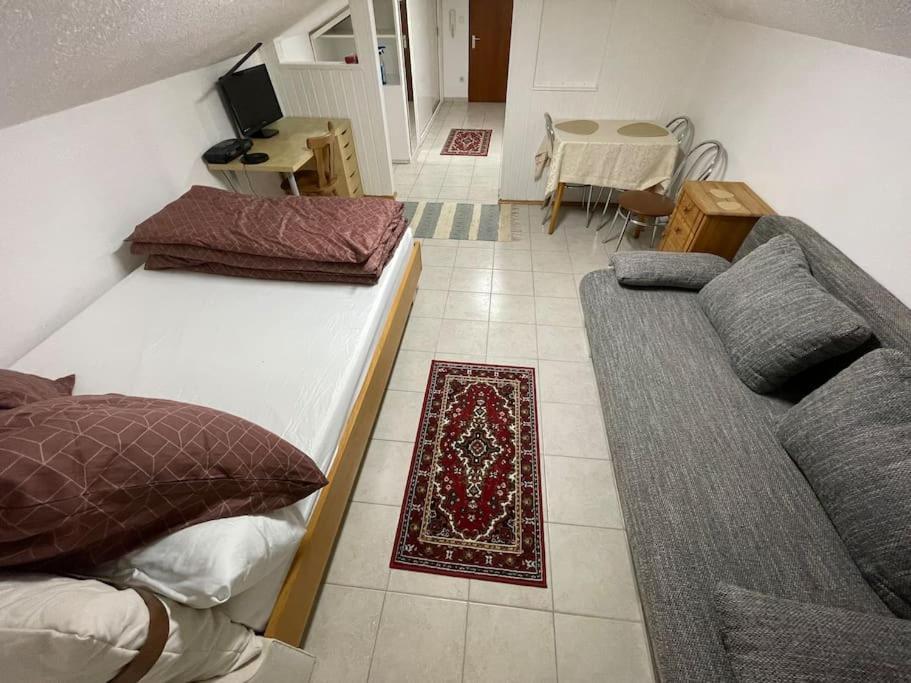 Comfortable Apartment In Commercial Centre انترهاشنغ المظهر الخارجي الصورة